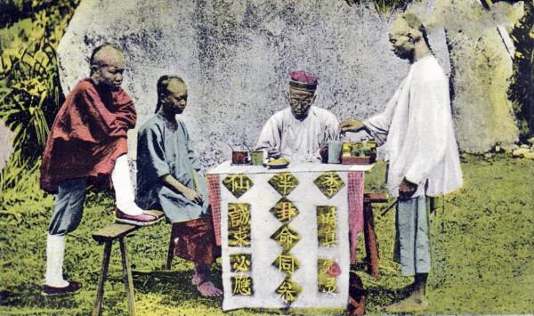 白宮裡面跳大神:算命大師給總統安排日程,第一夫人和通靈者對談 白宮裡面跳大神:算命大師給總統安排日程,第一夫人和通靈者對談