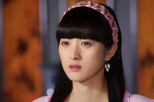 靳東同學兼前女友,34歲結婚生女後減產,42歲在《雪中》演裴南葦 靳東同學兼前女友,34歲結婚生女後減產,42歲在《雪中》演裴南葦