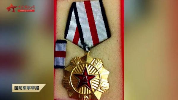 送水老鄉，竟是一等功臣