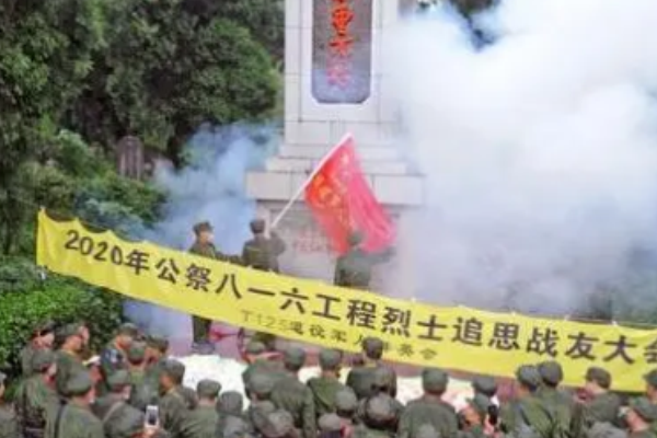 1965年，偉人急電約見周總理，接著6萬人神秘消失18年