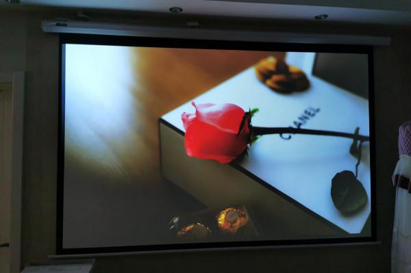 媲美鐳射電視的慧示J1 Pro投影,4K解析度3000ANSI流明 媲美鐳射電視的慧示J1 Pro投影,4K解析度3000ANSI流明