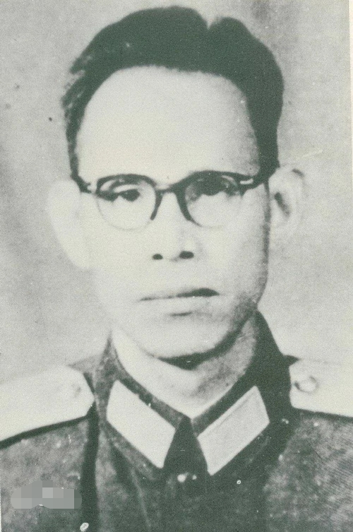 1955年授銜,紅旗不倒的瓊崖縱隊3名總隊長,分別獲得什麼軍銜? 1955年授銜,紅旗不倒的瓊崖縱隊3名總隊長,分別獲得什麼軍銜?