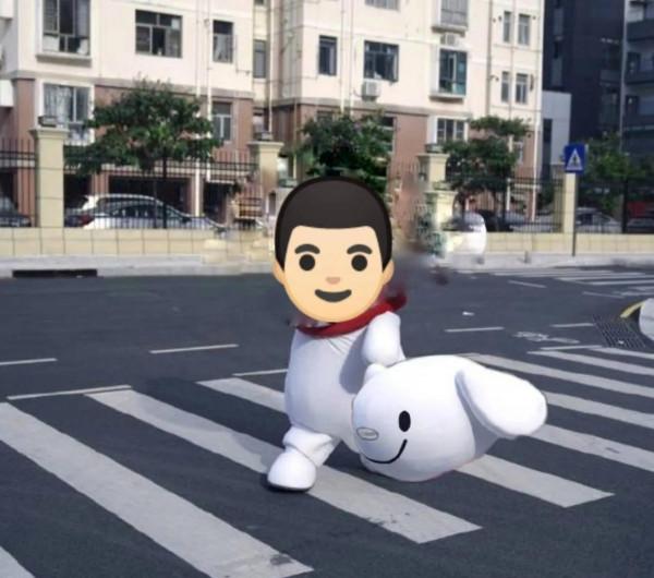 今天被一條狗狗治癒了不開心