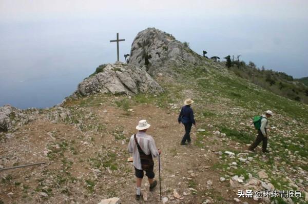 全球唯一的“男人國”:希臘阿索斯山,為什麼禁止女性進入? 全球唯一的“男人國”:希臘阿索斯山,為什麼禁止女性進入?