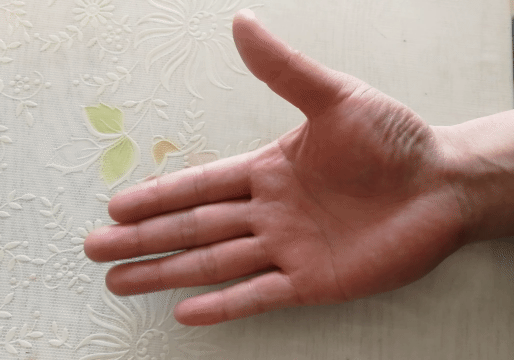 正處在更年期的您，是否遭受著頸肩背痛的折磨？告知您如何應對