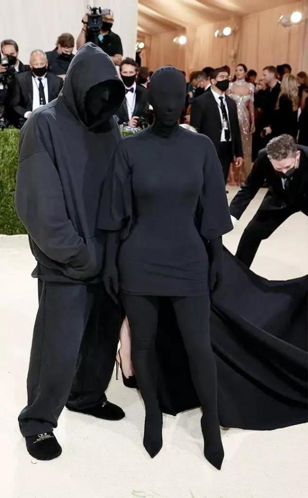 有些晚會,要在中午看,因為早晚會被雷s 有些晚會,要在中午看,因為早晚會被雷s