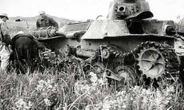 魯南戰役：粟裕僅用步兵，就將老蔣坦克部隊剿滅，繳獲大量物資