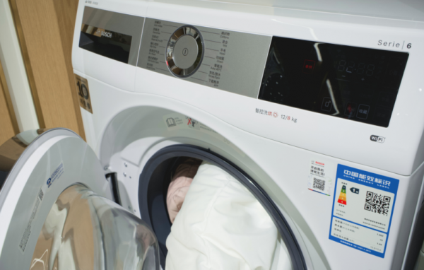 博世淨痕系列12kg/8kg洗幹一體機體驗：超大洗烘容量，一家人健康無憂