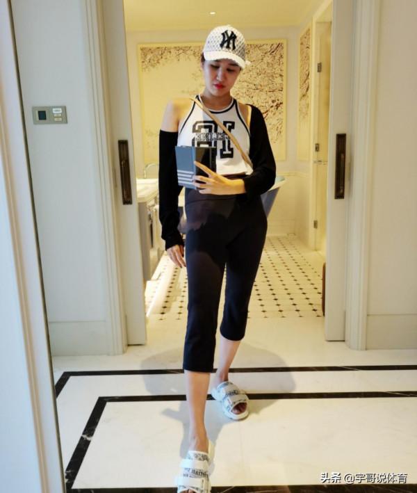 首戰前夕杜鋒發文站位高！兒子生日未送祝福，妻子稱生孩子大出血