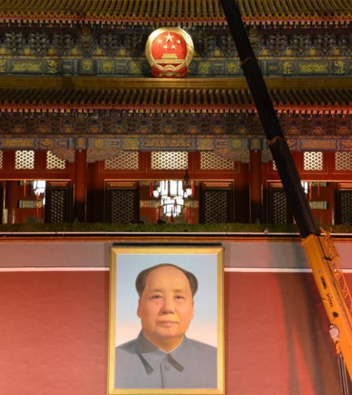 1949年葉劍英提議,中央機關設立在中南海,毛澤東為何不同意? 1949年葉劍英提議,中央機關設立在中南海,毛澤東為何不同意?