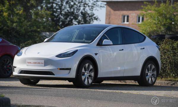 「晚報」OPPO Find N 摺疊屏即將亮相/新版款 Model 3 大升級