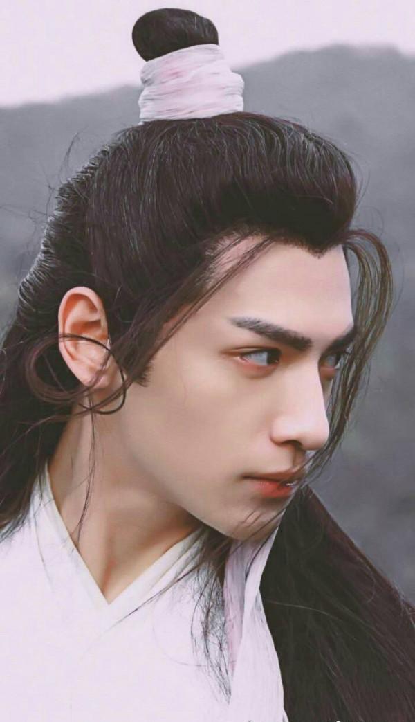 十大龍鬚劉海:任嘉倫氣質碾壓李現,羅雲熙和許凱就是為古裝而生 十大龍鬚劉海:任嘉倫氣質碾壓李現,羅雲熙和許凱就是為古裝而生