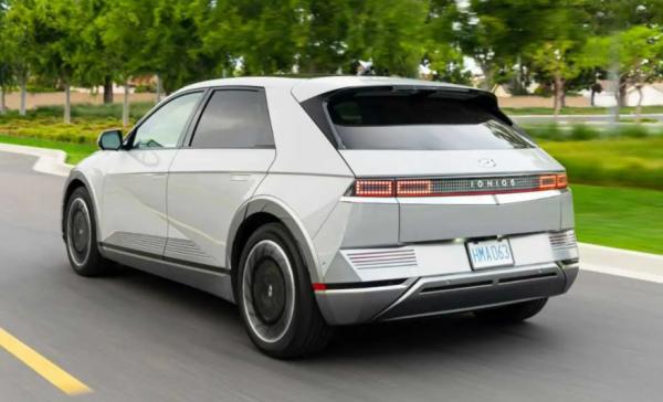 純電小鋼炮IONIQ5 N亮相紐北,最高可達600馬力! 純電小鋼炮IONIQ5 N亮相紐北,最高可達600馬力!