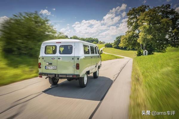 不朽傳奇：烏里楊諾夫斯克牌“小麵包”