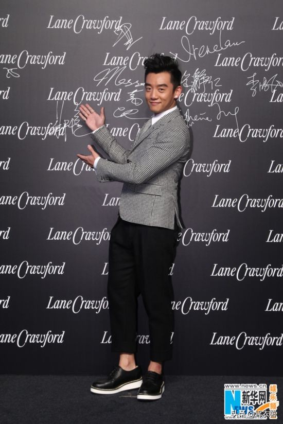 一米七的男生怎樣穿西裝好看? 一米七的男生怎樣穿西裝好看?