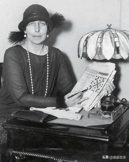 痛恨包辦婚姻想要嫁給愛情，梅麗塔有幸都嘗試了一番，卻鬱鬱而終