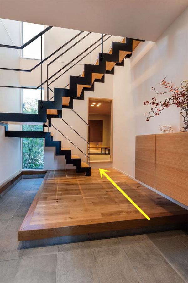 我很好奇：為什麼日本的房子進門就是樓梯，把客餐廚要放在二樓？