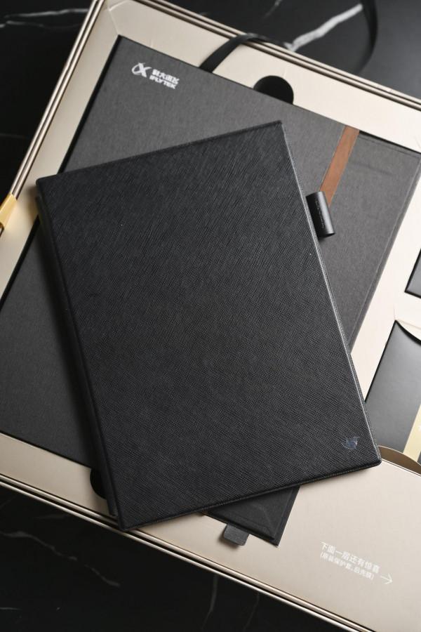 科大訊飛智慧辦公本X2尊享禮盒開箱簡評 科大訊飛智慧辦公本X2尊享禮盒開箱簡評