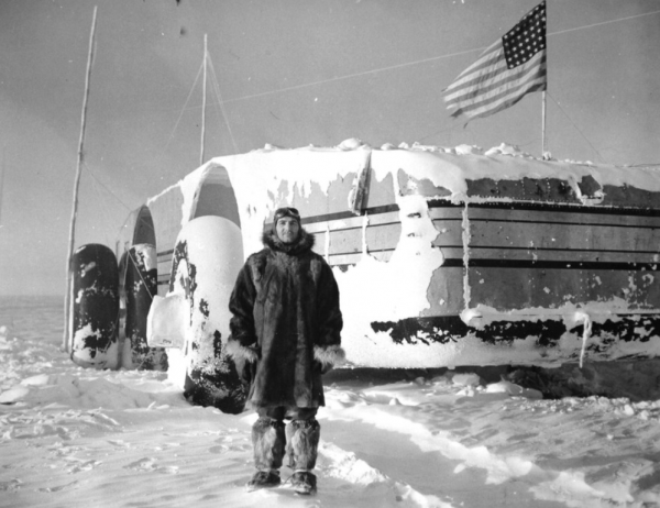 1939年,美國人建17米長巨無霸探險南極,結果丟了 1939年,美國人建17米長巨無霸探險南極,結果丟了