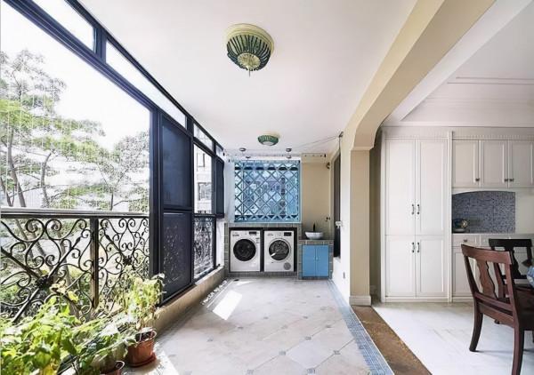 初次參觀朋友的新房,一進門,就看到一個玄關櫃比衣帽間還能裝 初次參觀朋友的新房,一進門,就看到一個玄關櫃比衣帽間還能裝