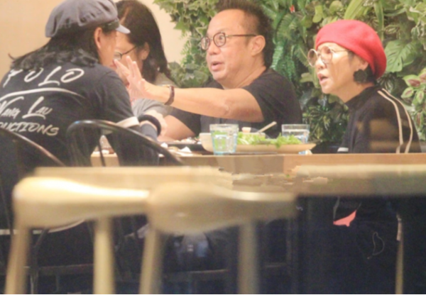 黃大煒與患癌女友約會，相戀25年為其花過億治病，被贊絕世好男人