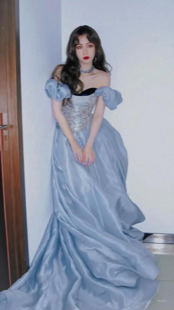 虞書欣復古洋娃娃造型被可愛到了 虞書欣復古洋娃娃造型被可愛到了