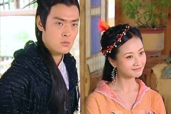 二仙女橙兒：參加過快女，曾轉行當老師還教過許凱，現復出演太后