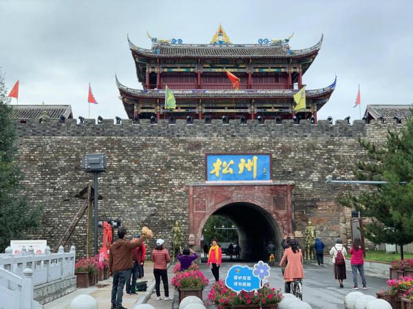 退休了,走出去,祖國的大好河山瀏覽一下享受風和自由 退休了,走出去,祖國的大好河山瀏覽一下享受風和自由