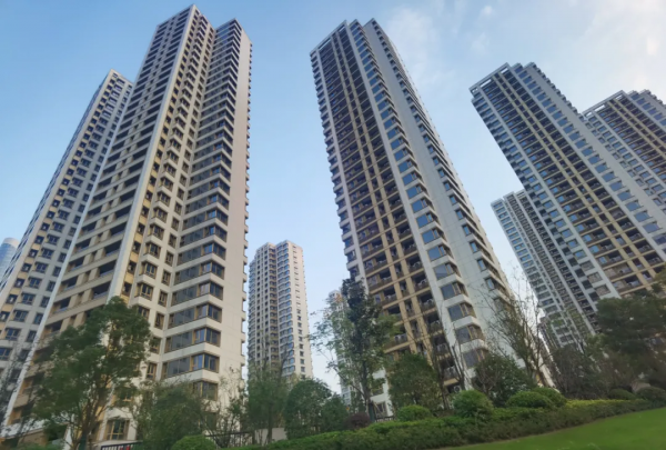 奧體也降價了!兩個月降了100多萬元,單價回到7字頭 奧體也降價了!兩個月降了100多萬元,單價回到7字頭