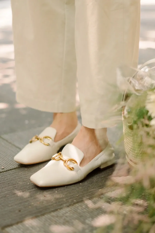 馬丁靴失寵了？這6雙鞋才是腿粗女孩的救星