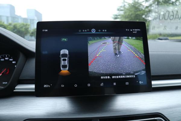 搭載刀片電池，續航450km，12.99萬起售，秦EV價效比如何？