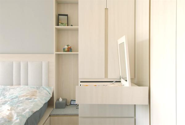 香港80後夫妻買下45㎡小家，搭起地臺將兩室變三室，網友：真的服