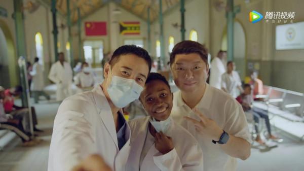 100週年展播劇第四部《埃博拉前線》另類的看點,讓人震撼不已 100週年展播劇第四部《埃博拉前線》另類的看點,讓人震撼不已