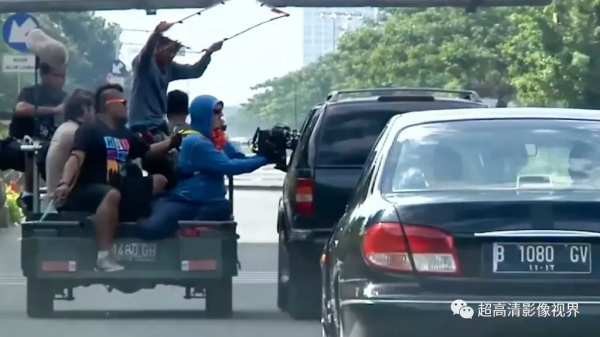 《突襲2》——RED與動作電影