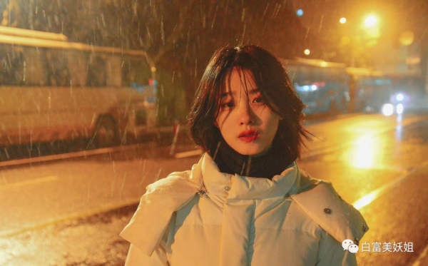 抖音第一清冷顏純過奶茶！200w人求紅卻都被拒？