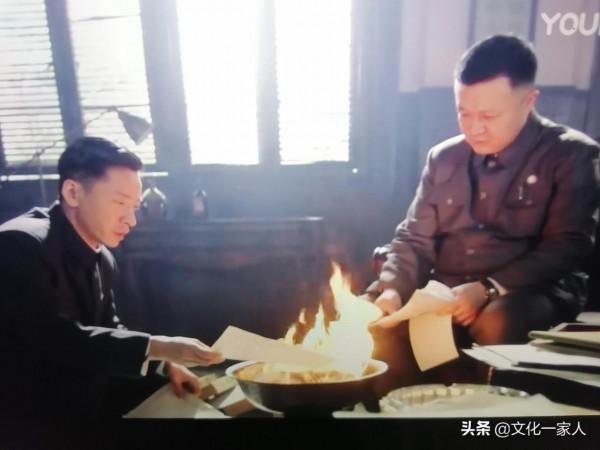 《風箏》與《懸崖》——高手過招,涇渭分明 《風箏》與《懸崖》——高手過招,涇渭分明