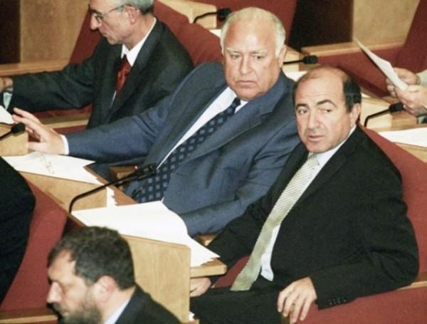 俄羅斯第一億萬富翁,曾被普京通緝,晚年寫信:請求回到俄羅斯 俄羅斯第一億萬富翁,曾被普京通緝,晚年寫信:請求回到俄羅斯