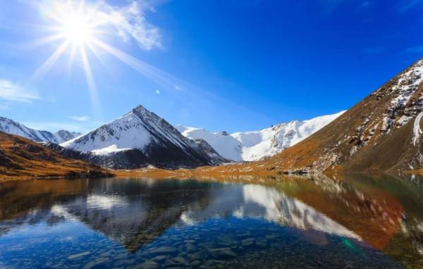 押韻、平仄、孤平、擠韻、撞韻等規矩,格律詩必須都要嚴格遵守? 押韻、平仄、孤平、擠韻、撞韻等規矩,格律詩必須都要嚴格遵守?