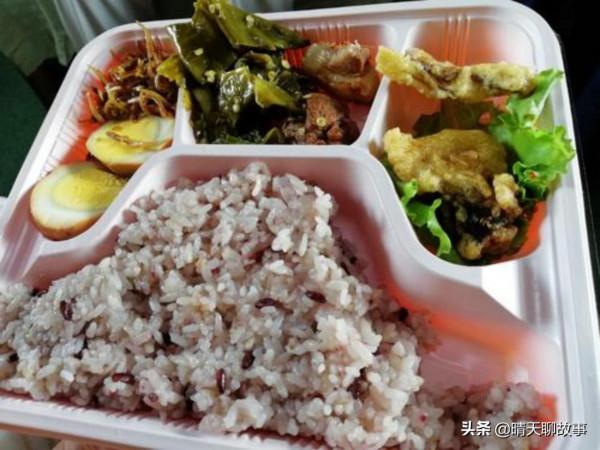 到朝鮮,外國遊客的一日三餐,究竟能吃點啥? 到朝鮮,外國遊客的一日三餐,究竟能吃點啥?