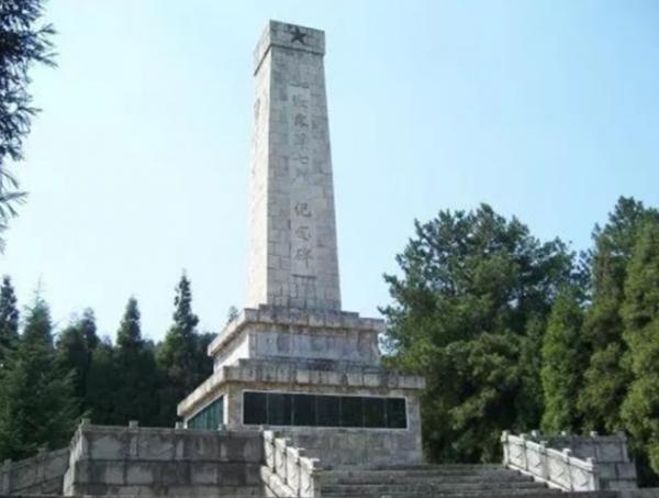 24歲女特工被秘密殺害,生命最後一刻提要求:幫我化個妝吧 24歲女特工被秘密殺害,生命最後一刻提要求:幫我化個妝吧