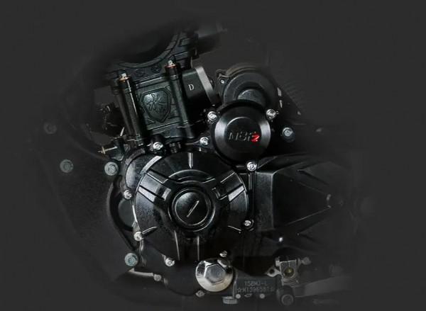 15000的預算,有沒有水冷150~250cc的跨騎車和太子車推薦 15000的預算,有沒有水冷150~250cc的跨騎車和太子車推薦