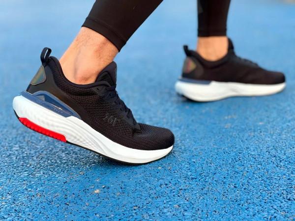 361°E韌跑鞋：快來體驗柔韌回彈的牛皮糖腳感