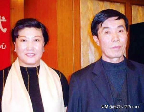 高秀敏去世前都沒與趙本山言和，這段恩怨誰有錯？何慶魁給了答案