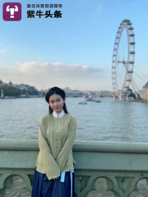 三名95後留學生在倫敦擺攤賣漢服,不為賺錢只為“吆喝”中華傳統文化 三名95後留學生在倫敦擺攤賣漢服,不為賺錢只為“吆喝”中華傳統文化