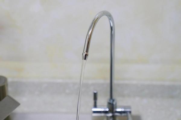 淨水機年年換濾芯？賣淨水機的親戚說，根本沒必要