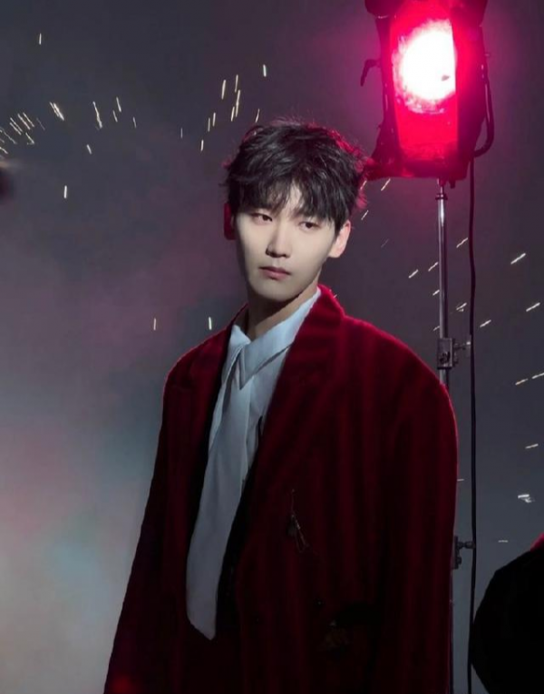 接近190cm的男星現實中有多高？胡一天腿太長，189cm劉宇寧很搶眼