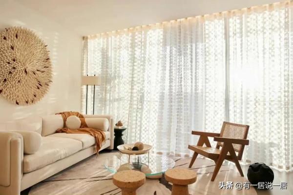 巧妙的引陽光入室，這是我見過最聰明高階的設計