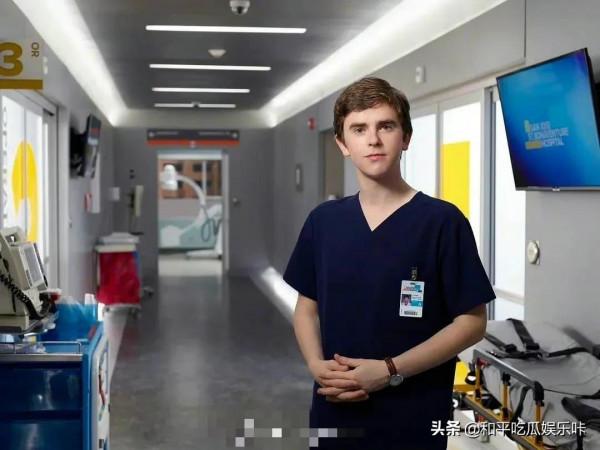 弗萊迪.海默結婚啦，這個從小帥到大的英國演員是人間妄想