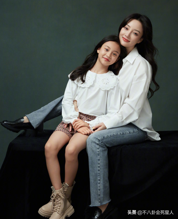 《爸回》8個萌娃顏值差異大：奧莉變成大方臉，嗯哼帥到能當明星