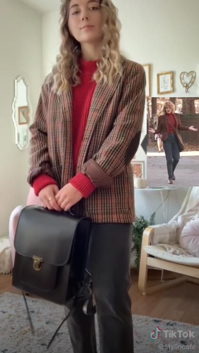 外國妹子紛紛模仿起梅格瑞恩的秋季穿搭，摩登雅痞風舒適又實用